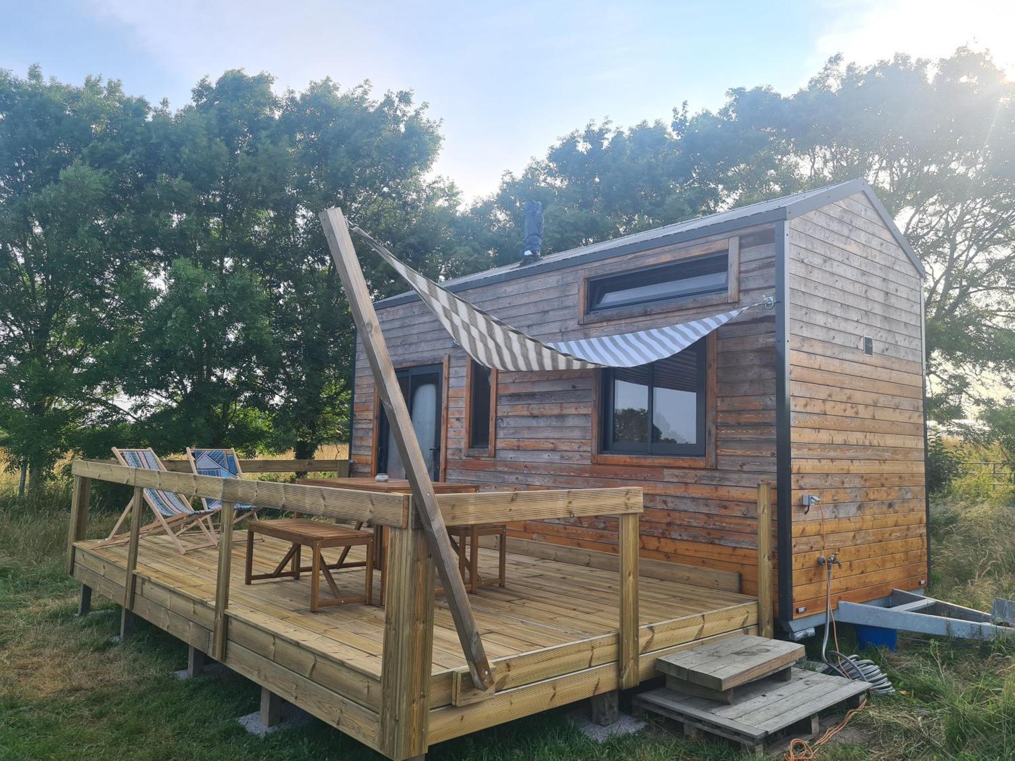 Camping A La Ferme - Hebergements Insolites Cerisy-la-Foret Kültér fotó